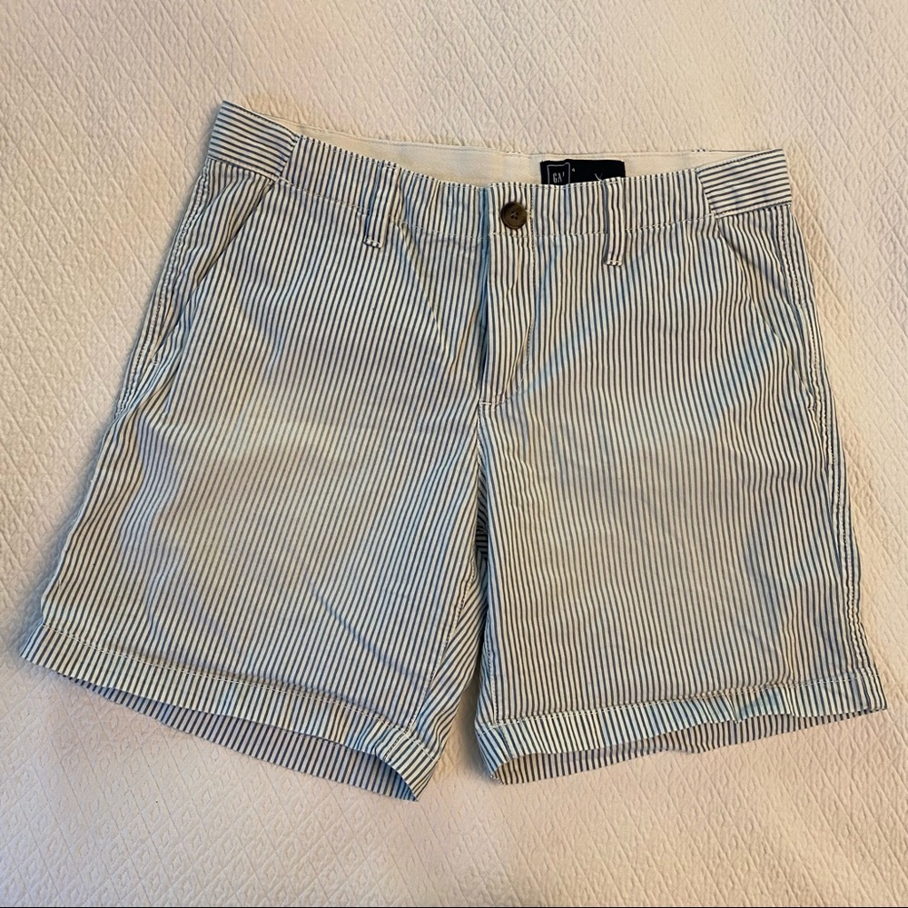 GAP “Girlfriend Roll Short” Railroad Stripe